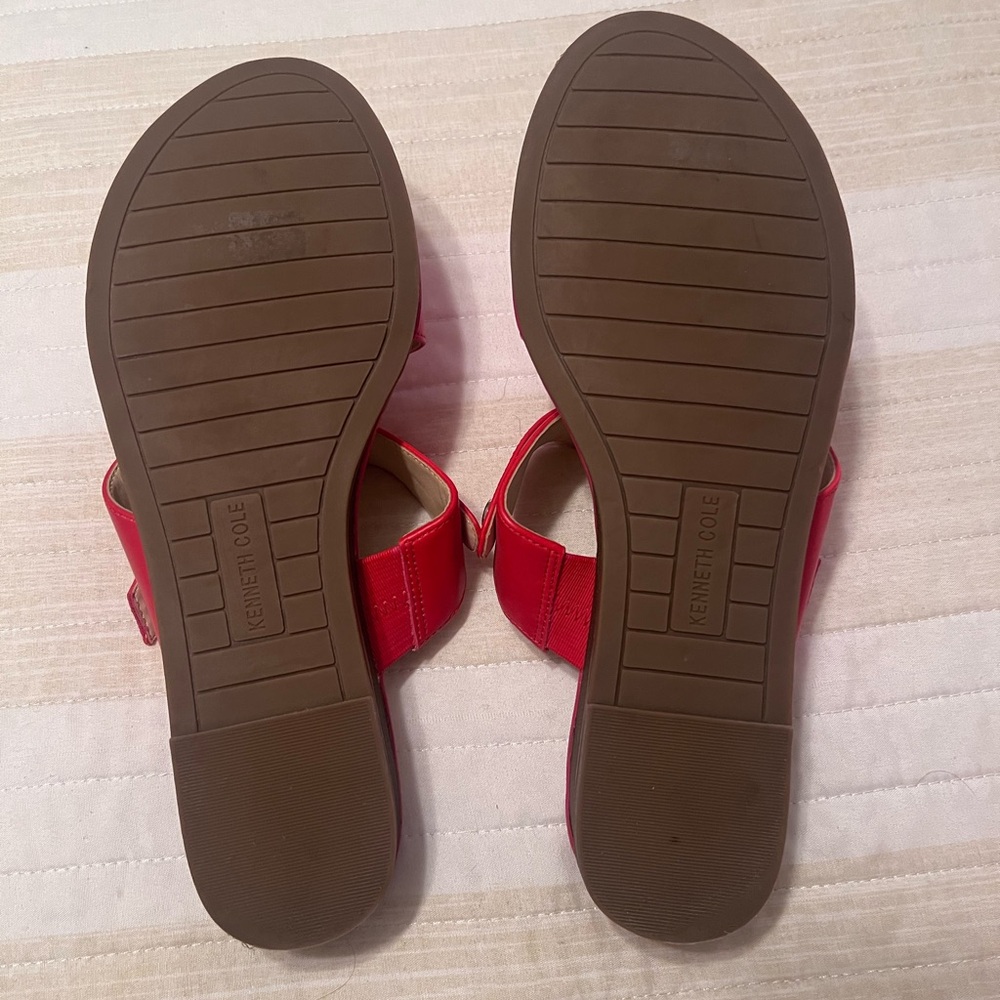 Kenneth Cole Reaction Red Casual Sandals - Picture 8 of 8
